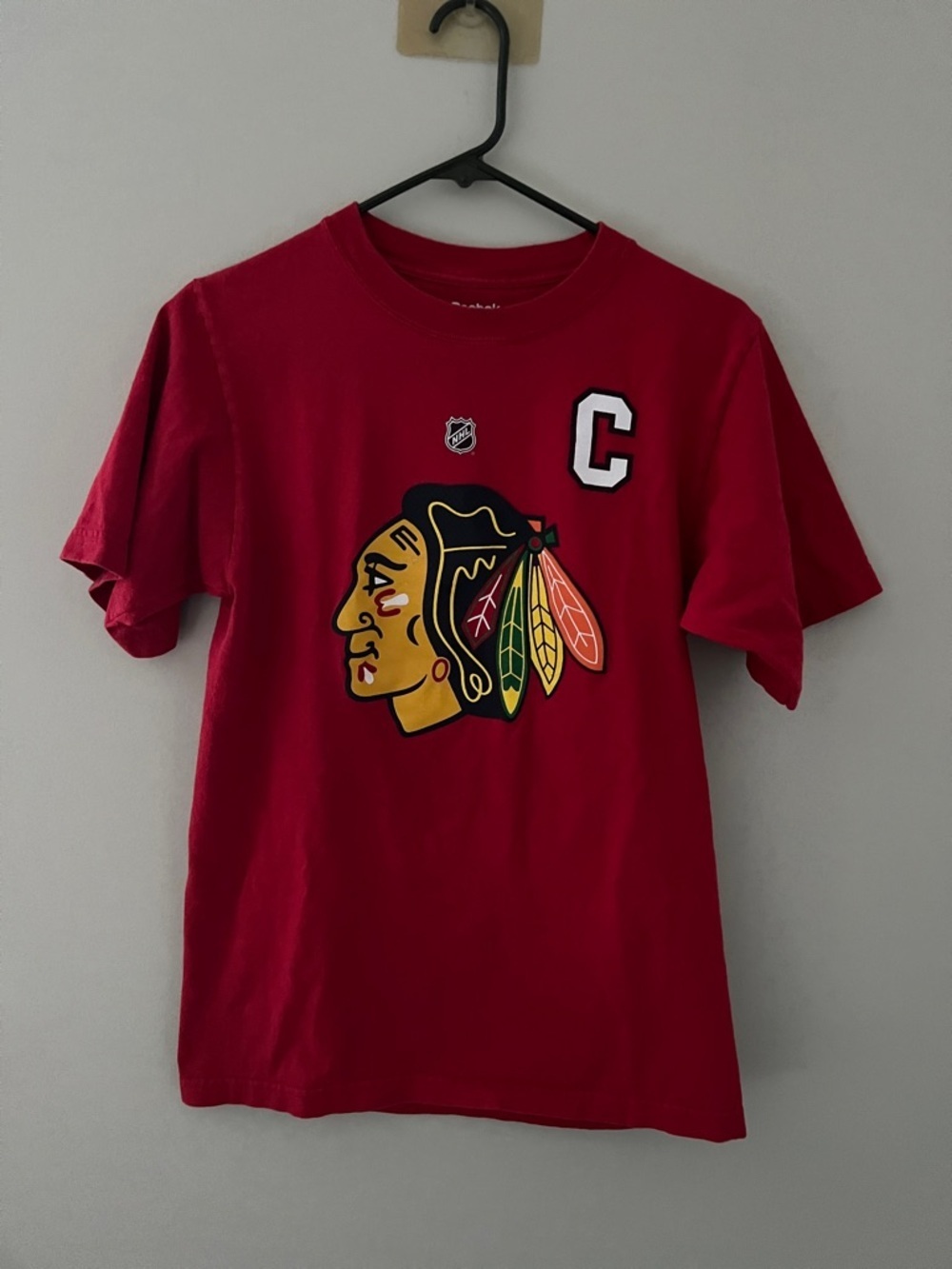 Reebok Jonathan Toews #19 Chicago Blackhawks Red NHL T Shirt